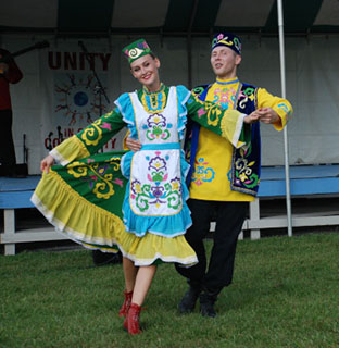 Dinara Subaeva, Vladimir Nikitin, Tatar dance, Ensemble Barynya, Adams County Heritage Festival, Gettysburg, Pennsylvania.  Photo by Rosalie Moore