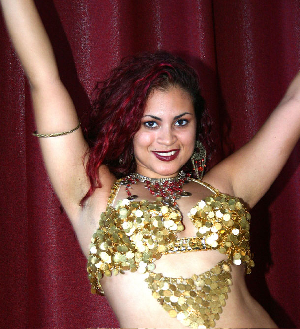 Belly dancer Sahari from Connecticut