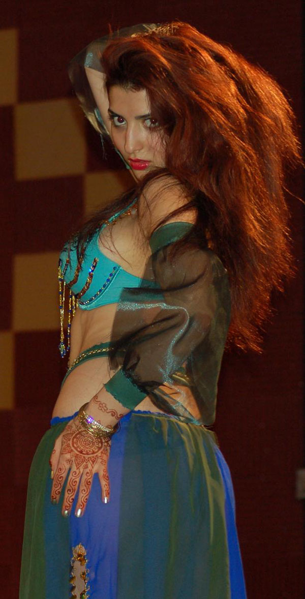 03.jpg Belly Dancer Sevina