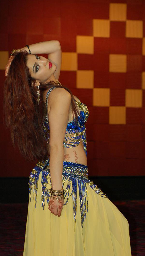 20.jpg Belly Dancer Sevina
