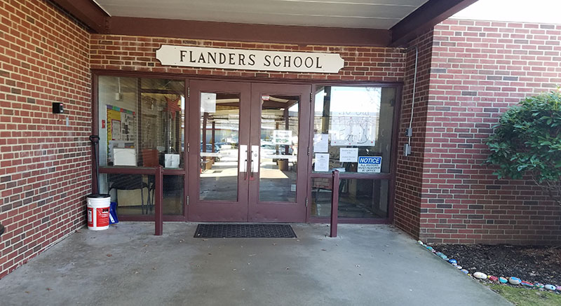 Flanders Elementary School, 167 Boston Post Rd, East Lyme, CT  06333, Connecticut