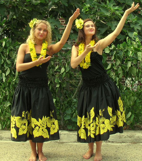 Tahuna Tahiti Polynesian dancers CT