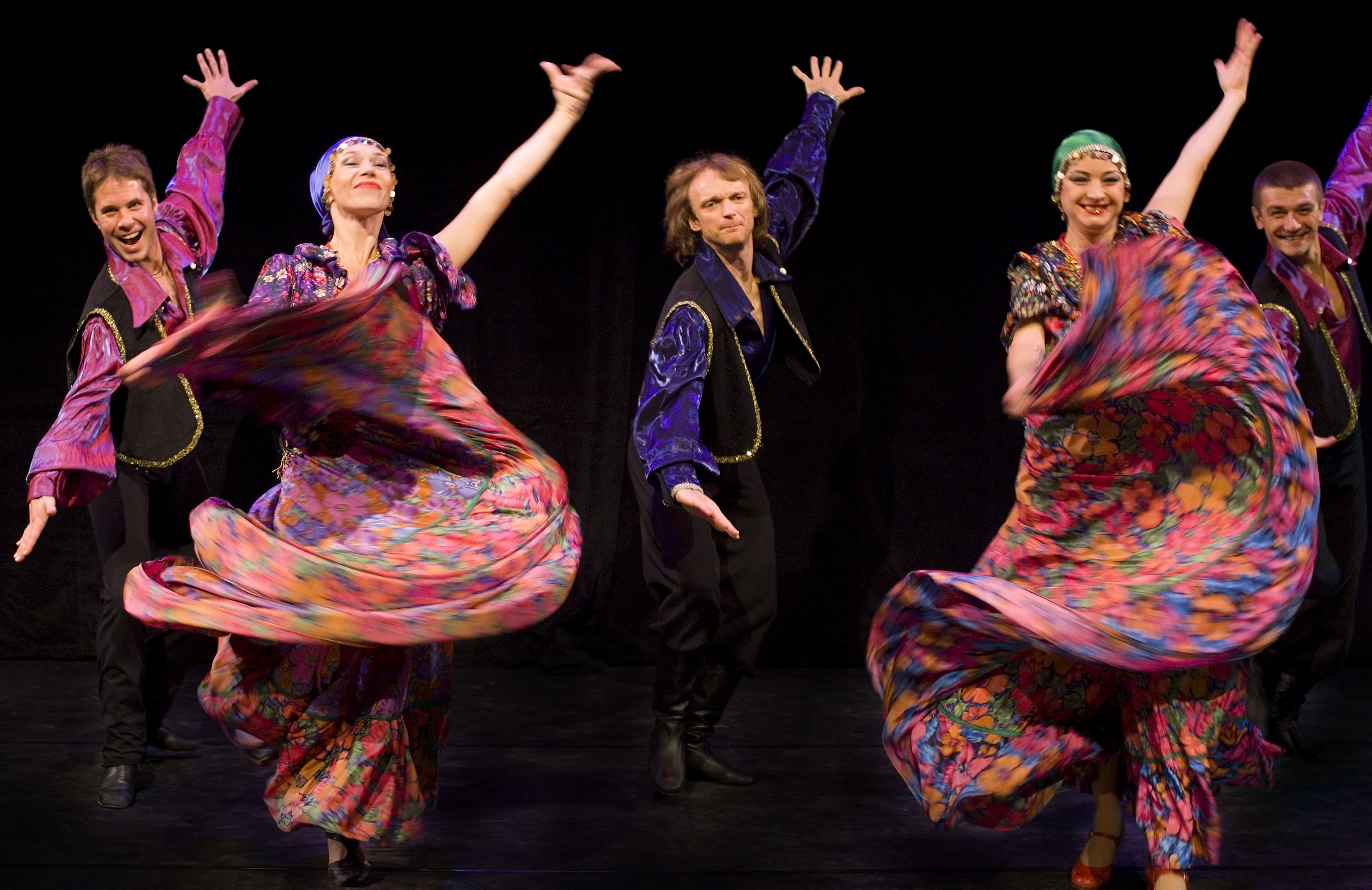 Russian song, dance and music ensemble Barynya from New York