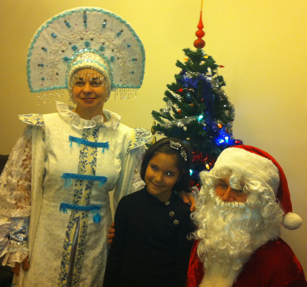 Ded Moroz and Snegurochka in Queens, New York, 12-24-2012, Ded Moroz Snegurochka Дед Мороз Снегурочка Нью-Йорк Квинс New York Queens