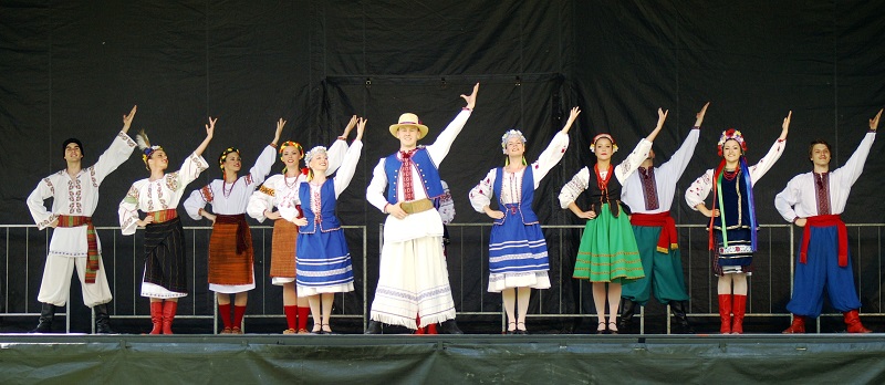 Украинский танцевальный ансамбль ИСКРА из Нью-Джерси