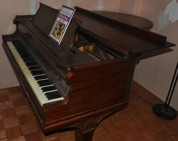 Grand piano Steger & Sons for sale Washington Heights New York City NY