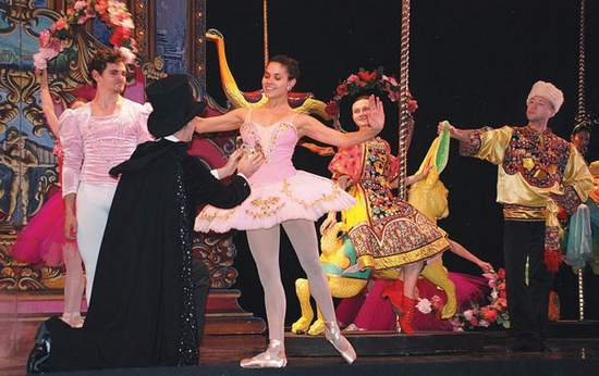 Aspen Santa Fe Ballet gives its annual performances of "The Nutcracker" at the Aspen District Theatre.
Janet Urquhart/The Aspen Times