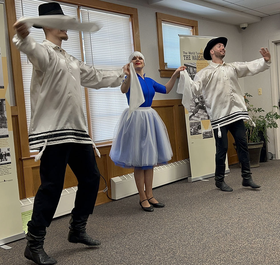 Jewish dancers New Jersey, Ocean County Libraries, public performances, Mazal Tov Show Jewish dancers New Jersey, Bottle dancers Ocean County NJ, NJ Jewish dancers
