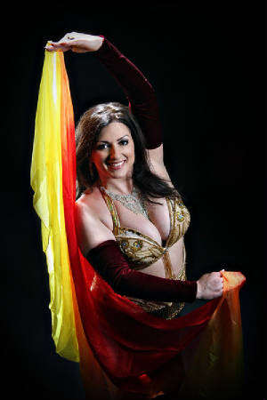 belly dancer Nazima