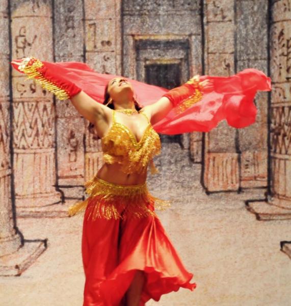 Egyptian belly dancer Saiedah