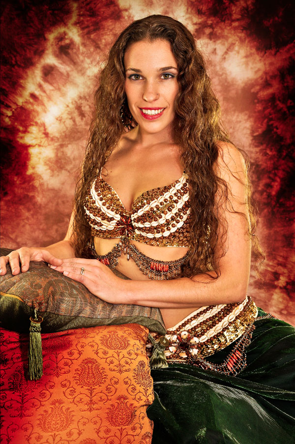 Belly dancer Ziva