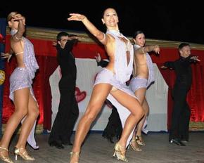 cabaret dancers show Tropicana International