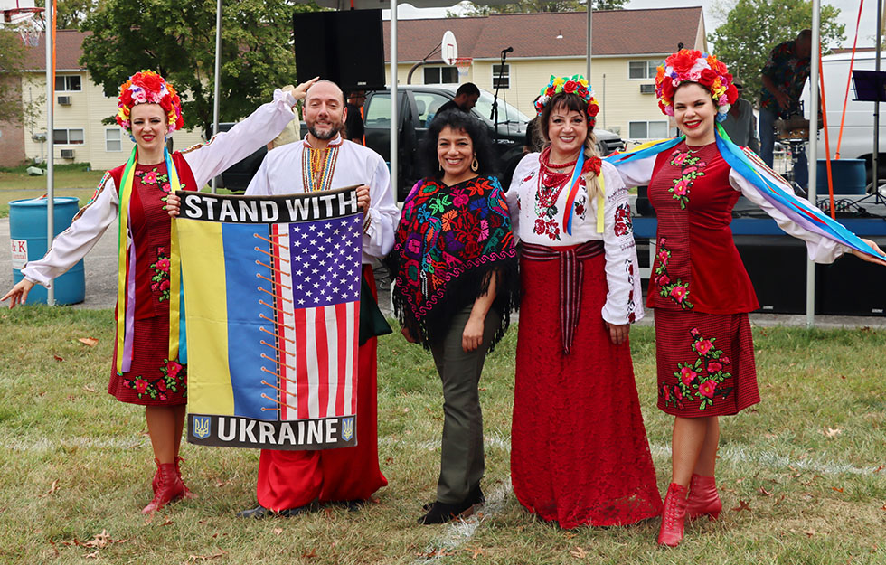 Kozak Ukrainian dancers, Ukrainian dancers Gettysburg Pennsylvania, www.cossack.us, Kozak () Ukrainian dancers, Ukrainian dancers, musicians, singers Adams County Heritage Festival, Gettysburg, Pennsylvania, photo credit Robert Keefer www.flickr.com/photos/rkeefer
