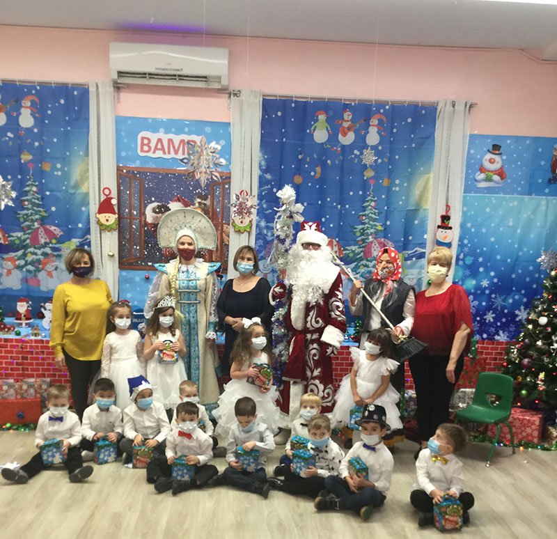 December 21st 2020, Ded Moroz, Snegurochka, Baba Yaga, Bambi Day Care, Brooklyn, New York, New Year's Celebration 2021,  , ,  ,   -2021,  , , -