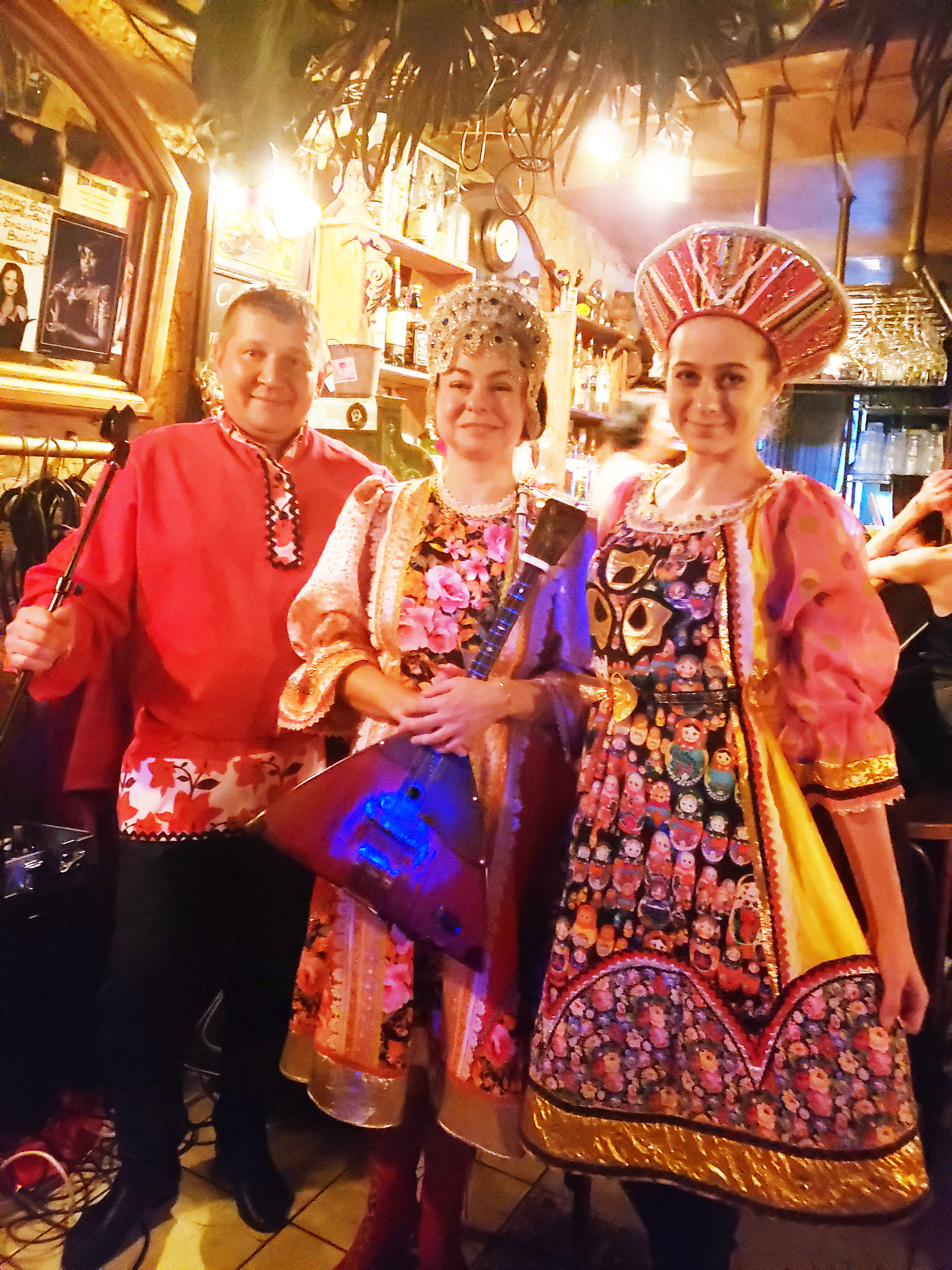 Mikhail Smirnov, Elina Karokhina, dancer Katsiaryna Mileuskaya, ресторан Энивей, Манхэттене, Нью-Йорк