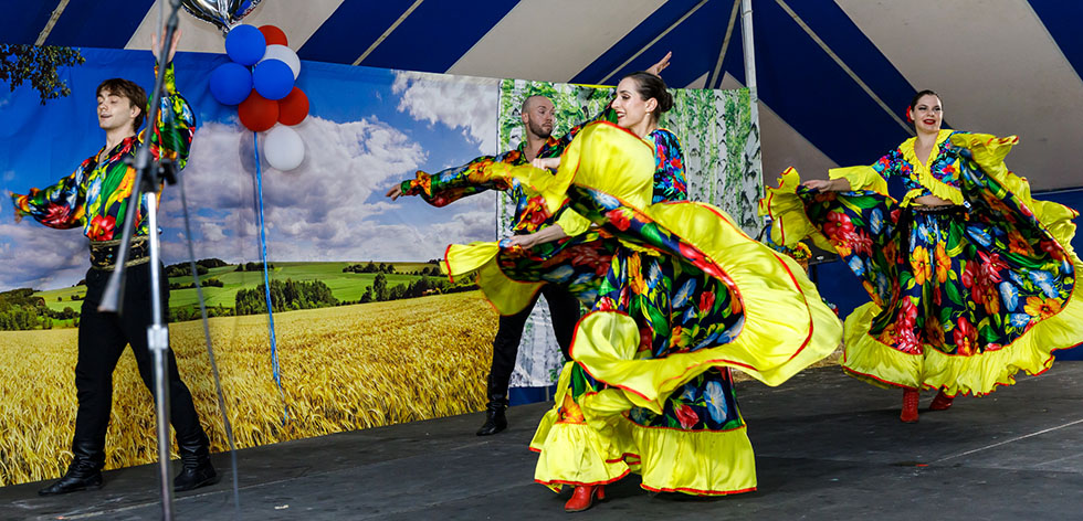 09-22-2024, Russian song dance and music ensemble Barynya, Michigan Russian dancers musicians singers, Ann Arbor Russian Festival-2024, Photo credit: Alena Toropov, St. Vladimir's Russian Church
