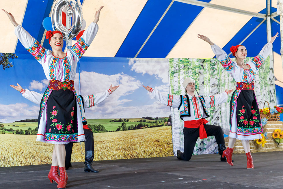 09-22-2024, Russian song dance and music ensemble Barynya, Michigan Russian dancers musicians singers, Ann Arbor Russian Festival-2024, Photo credit: Alena Toropov, St. Vladimir's Russian Church