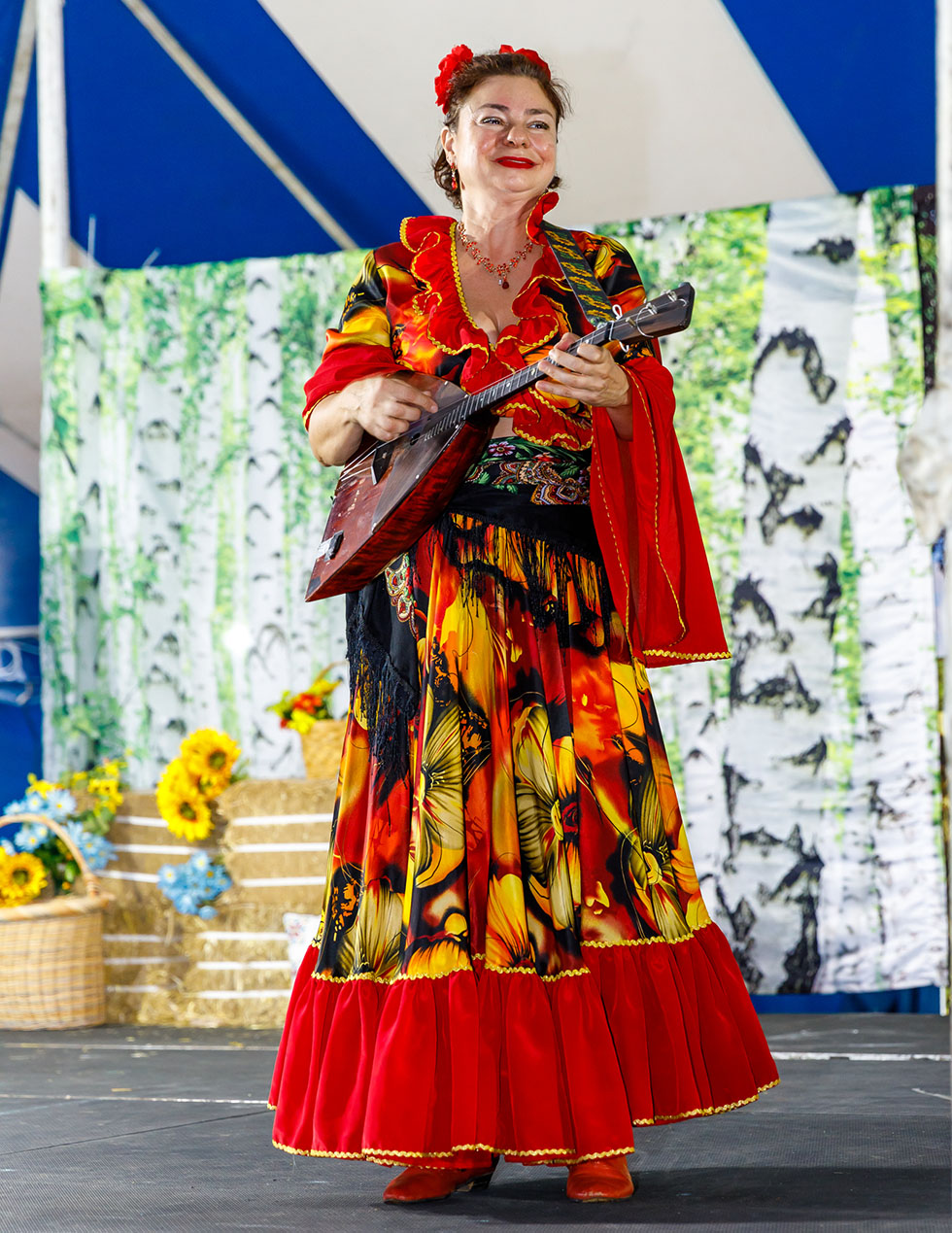 09-22-2024, Russian song dance and music ensemble Barynya, Michigan Russian dancers musicians singers, Ann Arbor Russian Festival-2024, Photo credit: Alena Toropov, St. Vladimir's Russian Church