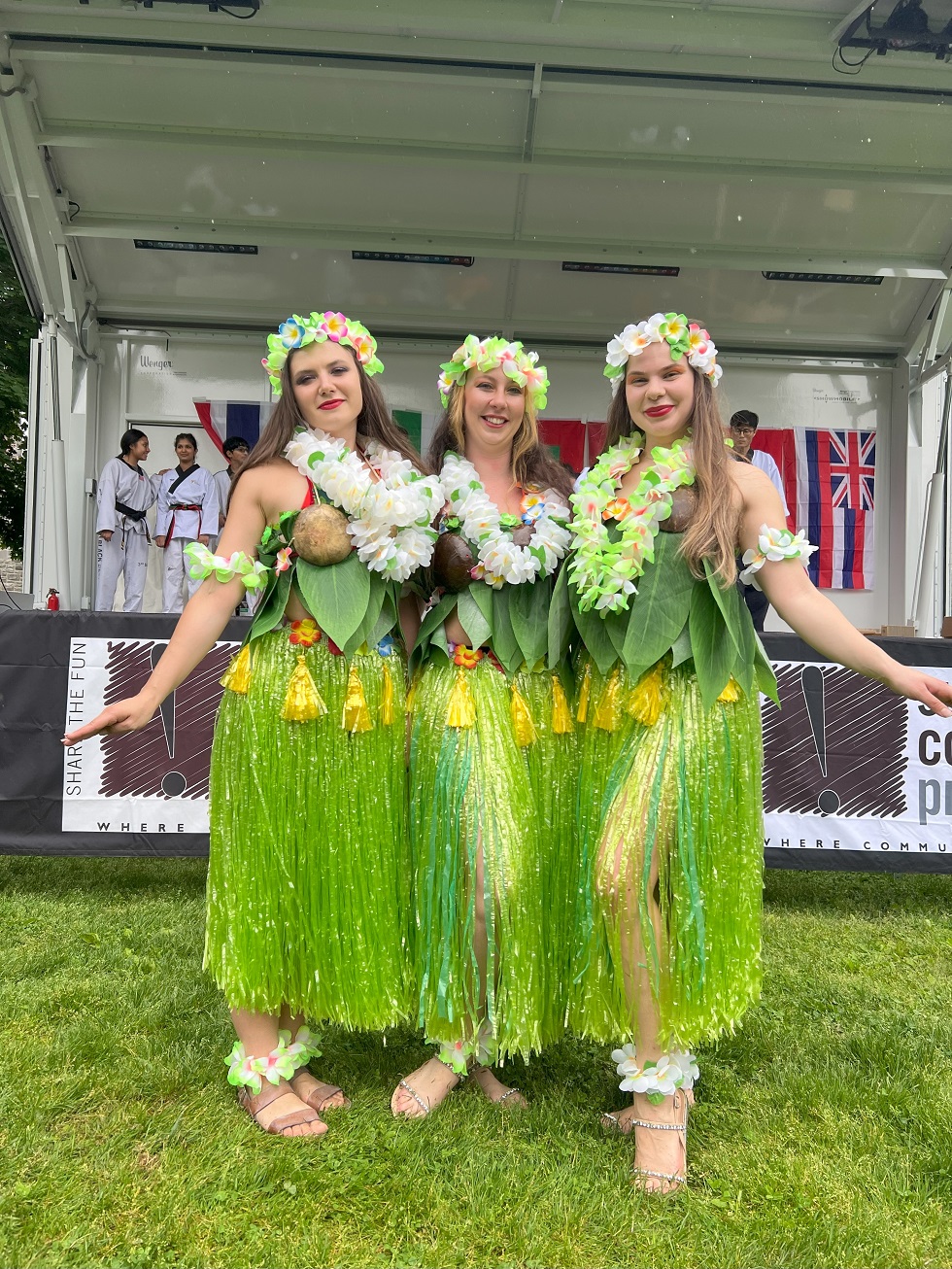 NJ Hawaiian Hula Dancers in Summit New Jersey
