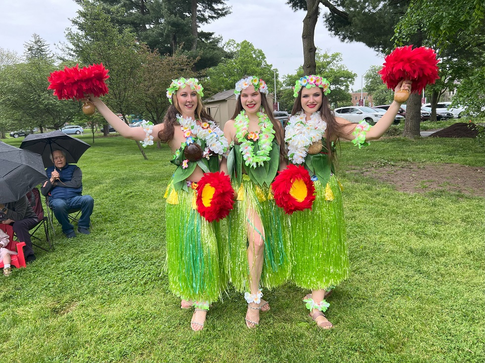 NJ Hawaiian Hula Dancers in Summit New Jersey