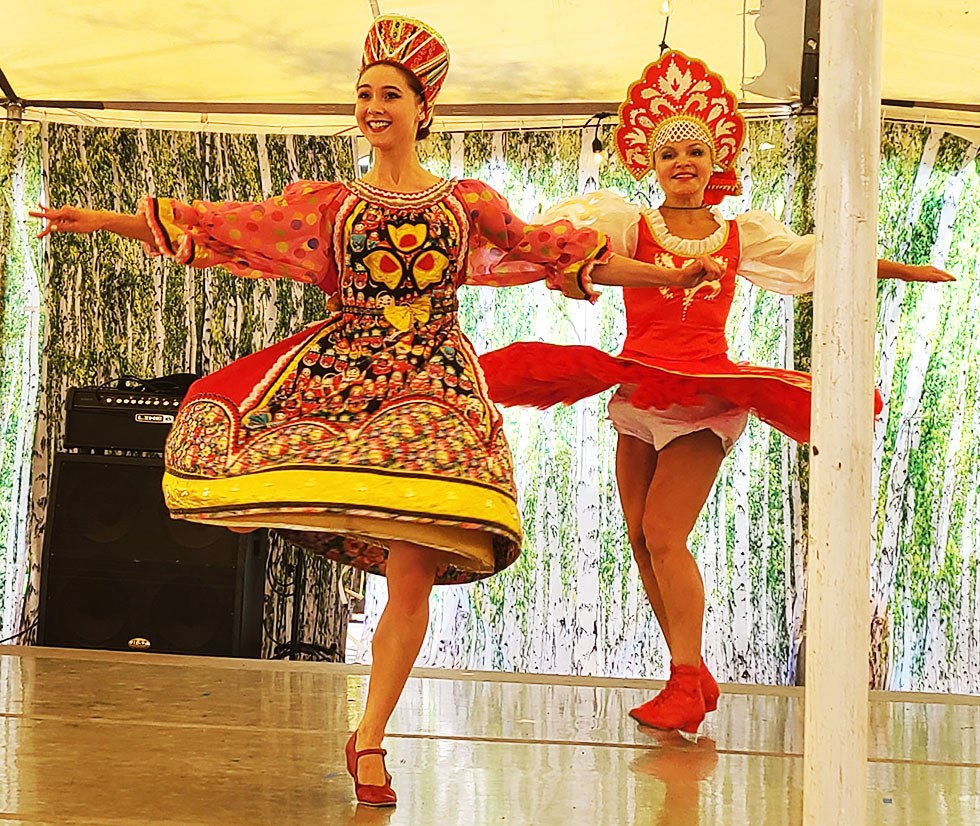 Ensemble Barynya in Ohio, Russian dancers Cincinnati, dancer Victoria Lazareva, dancer Valentina Kvasova, St. George Festival in Loveland Ohio, St. George Russian Orthodox Church 118 N Lebanon Rd Loveland, OH 45140