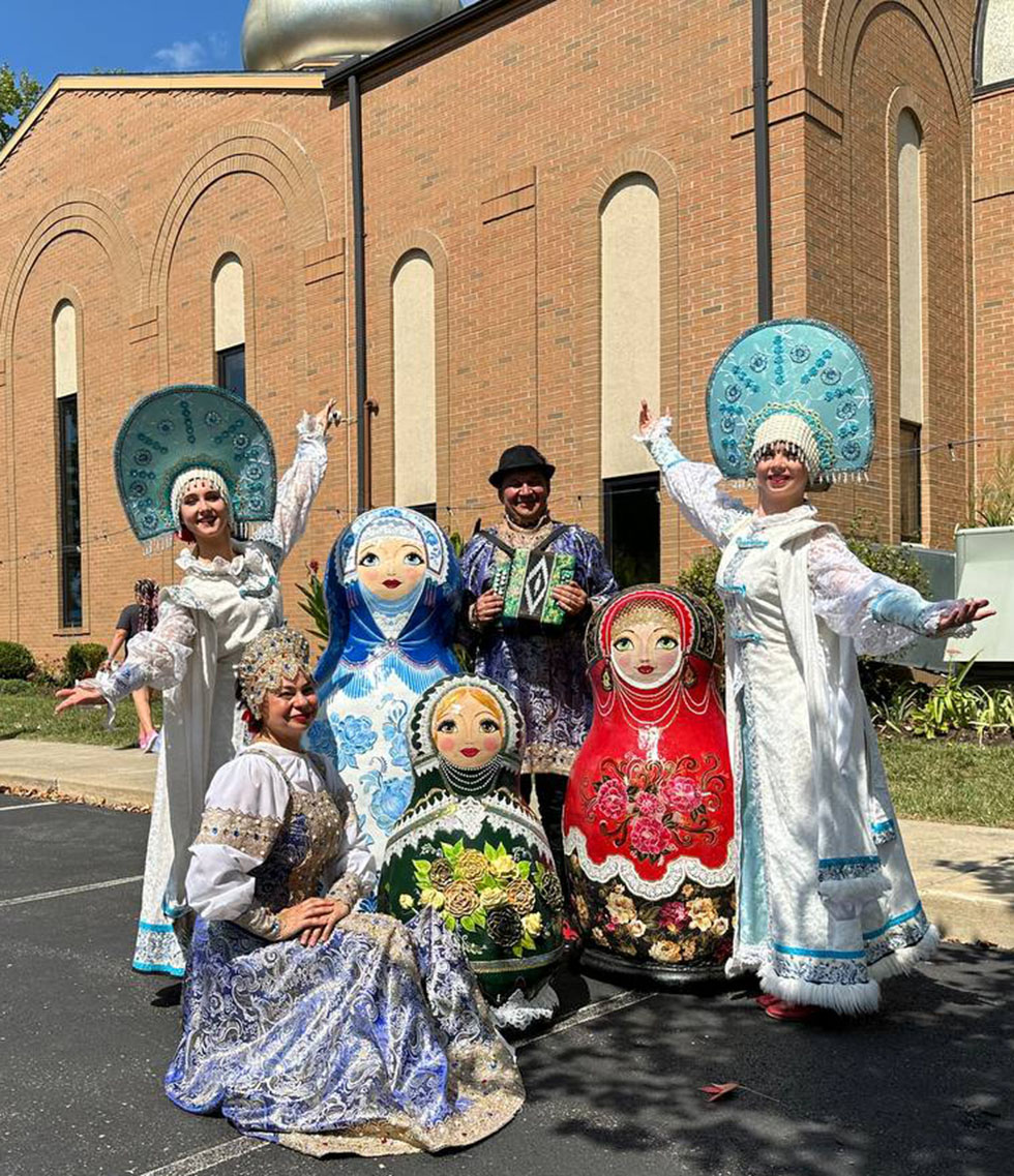Ensemble Barynya in Ohio, Russian dancers Cincinnati, dancer Victoria Lazareva, dancer Tara Kuhl, balalaika virtuoso Elina Karokhina, artistic director, garmoshka virtuoso guitar player singer Mikhail Smirnov, St. George Festival in Loveland Ohio, St. George Russian Orthodox Church 118 N Lebanon Rd Loveland, OH 45140