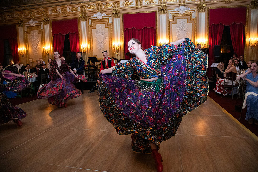 Ensemble Barynya, New York City Russian dancers, NYC Russian musicians, Russian singers NY, Russian Nobility Ball, New York City, Metropolitan Club 1 East 60th Street New York NY 10022