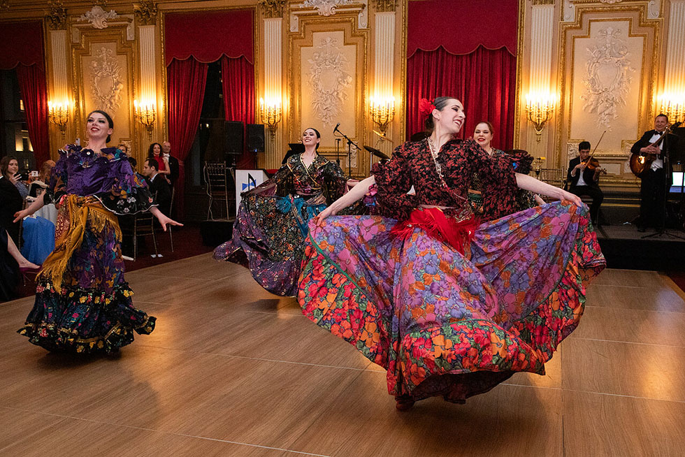 Ensemble Barynya, New York City Russian dancers, NYC Russian musicians, Russian singers NY, Russian Nobility Ball, New York City, Metropolitan Club 1 East 60th Street New York NY 10022