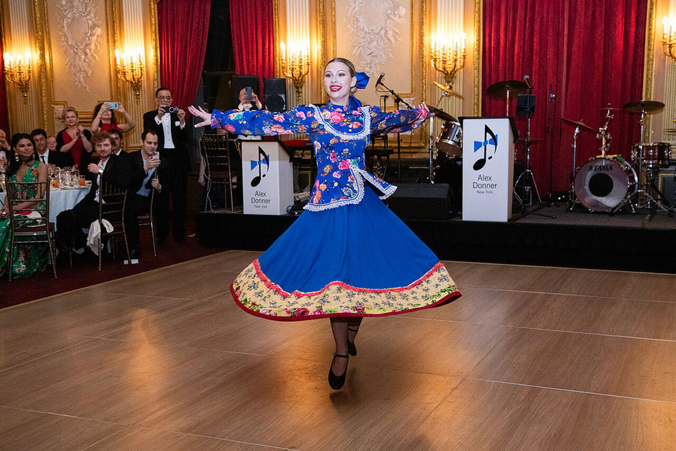 Ensemble Barynya, New York City Russian dancers, NYC Russian musicians, Russian singers NY, Russian Nobility Ball, New York City, Metropolitan Club 1 East 60th Street New York NY 10022