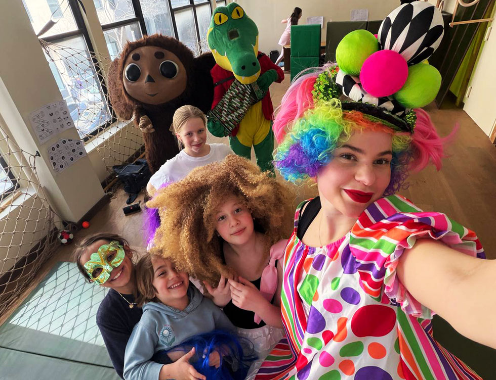 Cheburashka  Krokodil Gena clown Alisa, kids party in Manhattan, Green Square Kids Movement Lab New York City