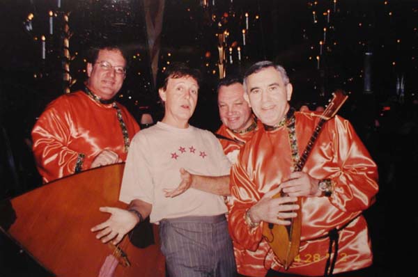 Simon Lemberskiy with Paul, Gena Gudkin and balalaika-base musician