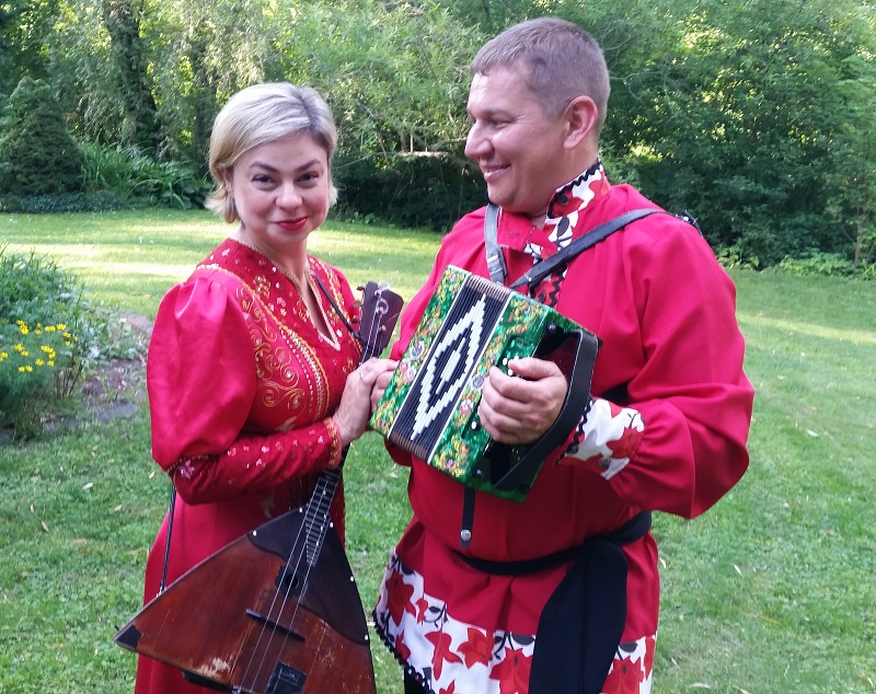 Holland, MI, Russian Balalaika music, song and dance trio in Michigan