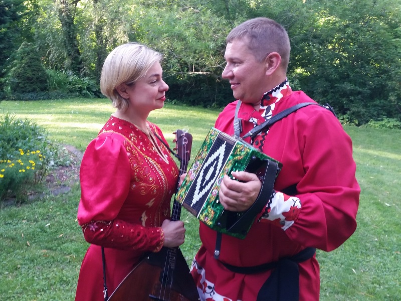 Holland, MI, Russian Balalaika music, song and dance trio in Michigan