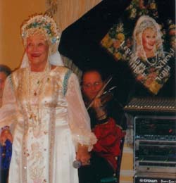 Zhenya Shevchenko and ensemble "Barynya"