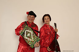New Jersey Balalaika Duo, Mikhail Smirnov, Elina Karokhina, photo credit Yuriy Balan