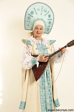 Balalaika virtuoso Elina Karokhina, photo credit Yuriy Balan