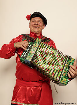 Russian garmoshka player Mikhail Smirnov, Ensemble Barynya, New York, photo credit Yuriy Balan