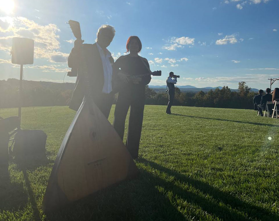 Russian-Jewish Wedding, Saturday October 8 2022, 10-08-2022, Tasting Room & Taphouse at Mount Ida Reserve 5600 Moonlight Dr Scottsville VA 24590, Leonid Bruk (contrabass-balalaika), Elina Karokhina (balalaika)