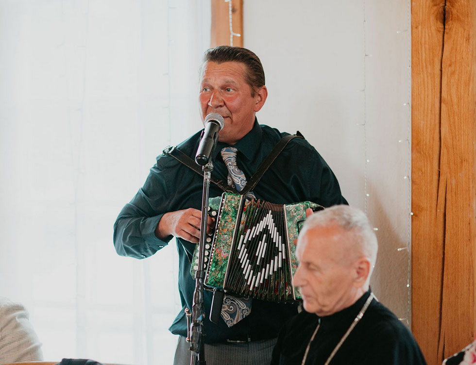 Photo credit: Joe Vogel Photography www.joevogelphoto.com, 05-18-2025, Sunday May 18 2025, Russian Wedding Master of Ceremonies, ������ ���������-������ �� ���-�����, Russian-American DJ, ������� ��������, ������ ���-����, Russian MC from New York