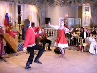 Russian folk song and dance "Tanok" performed by folk dance and music ensemble "Barynya" from New York