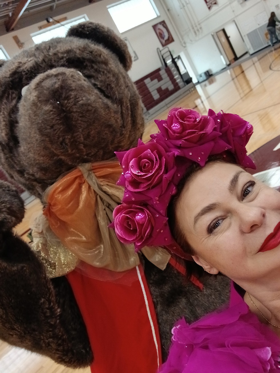 Barynya Trio, 11-18-2025, Rearden, Washington, WA, Eastern European dance song and music school assembly, Rearden Elementary School 215 E Spokane Ave Rearden WA  99029, Tuesday November 18th 2025 9:30am