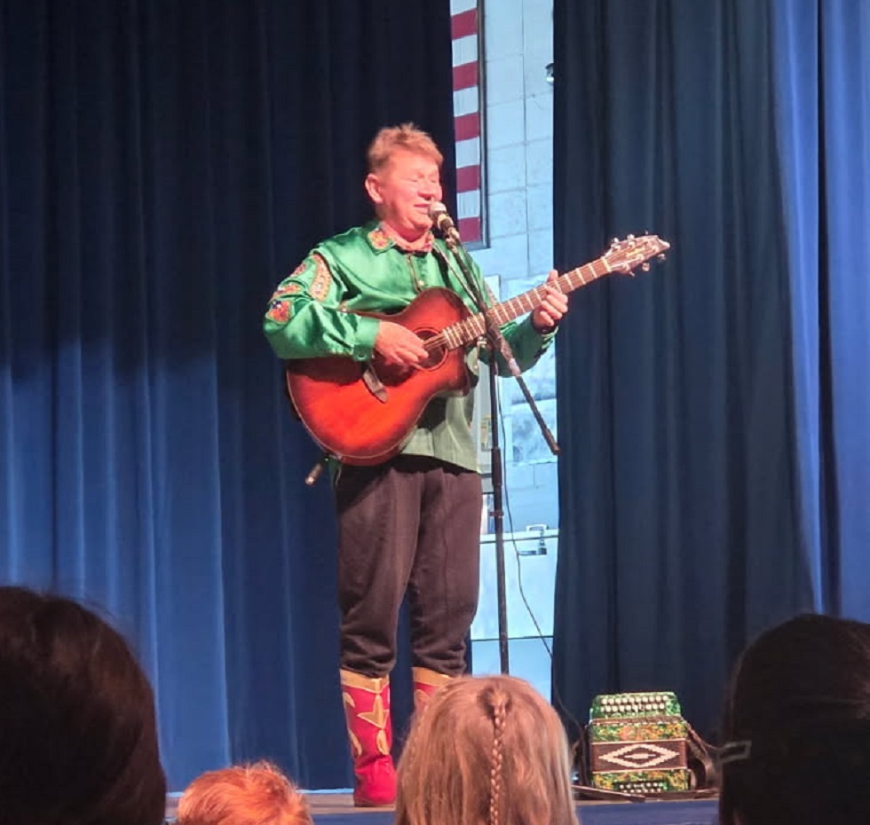 Barynya Trio, 11-19-2025, Washtucna, WA, Washtucna Elementary School 730 Booth Ave Washtucna WA 99371, Wednesday November 19 2025 9:30am